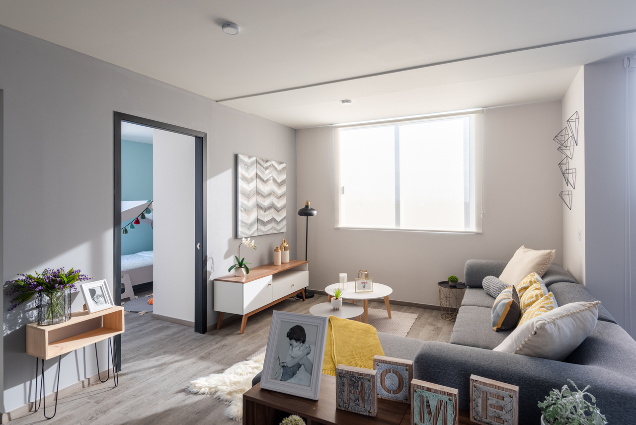 Departamento muestra torre 100