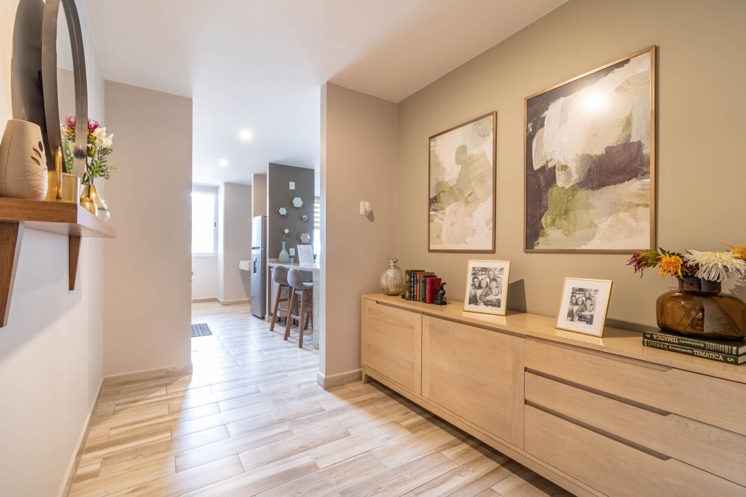 Departamento muestra torre 400
